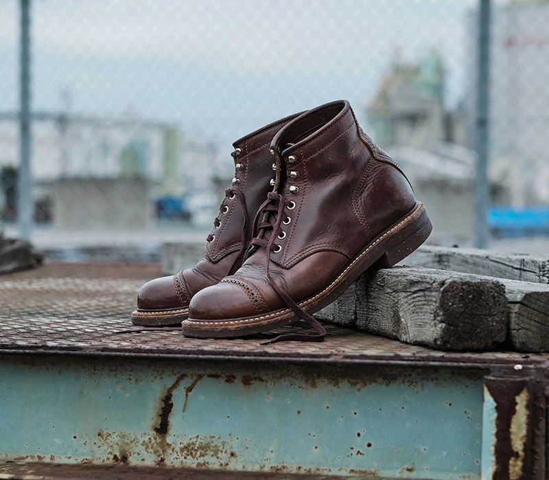 Best Leather Combat Boots: Bold & Stylish!