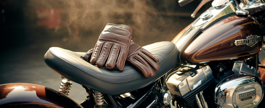 Why Leather Motorcycle Gloves Are a Must-Have for Every Rider’s Safety and Comfort