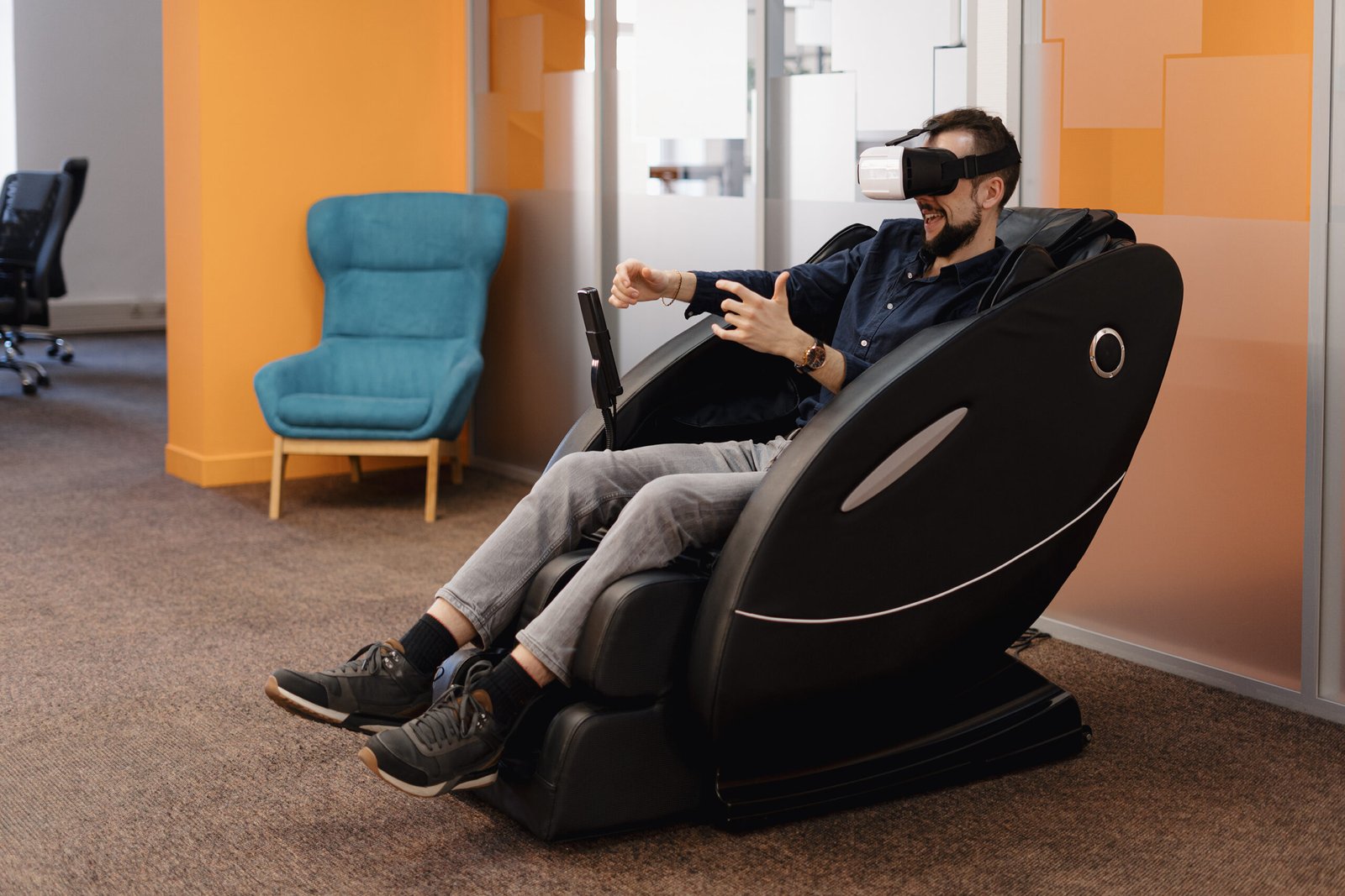 Why a Leather Power Recliner Is the Comfy Chair